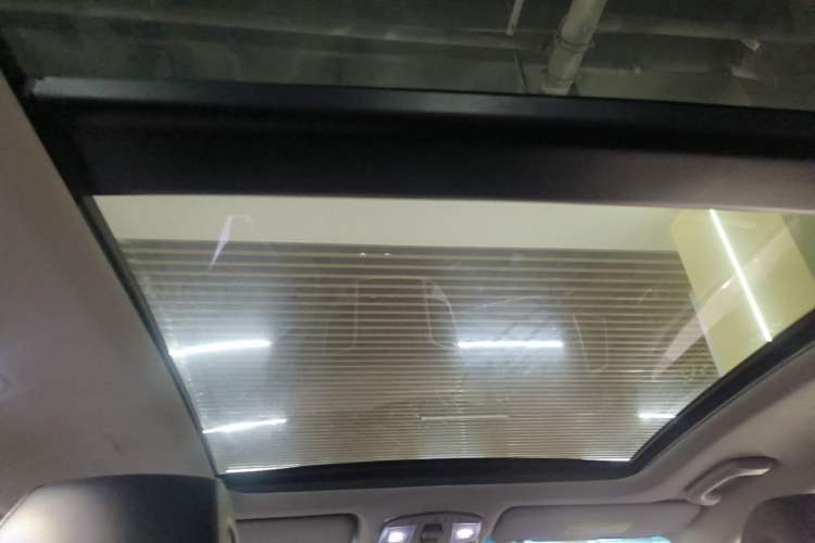 Used Hyundai Tucson 2018 1.6T Dual-Clutch Two-Wheel Drive 15th Anniversary Special Edition Headliner