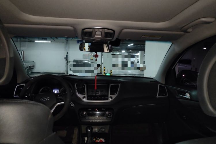 Used Hyundai Tucson 2018 1.6T Dual-Clutch Two-Wheel Drive 15th Anniversary Special Edition Headliner