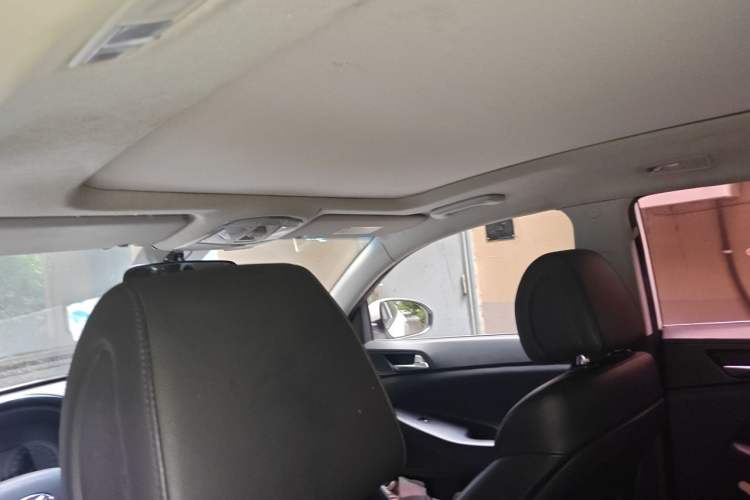 Used Hyundai Tucson 2018 1.6T Dual-Clutch Two-Wheel Drive 15th Anniversary Special Edition Headliner