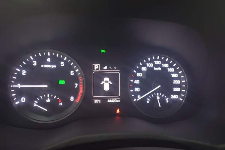 Used Hyundai Tucson 2018 1.6T Dual-Clutch Two-Wheel Drive 15th Anniversary Special Edition Instrument Cluster