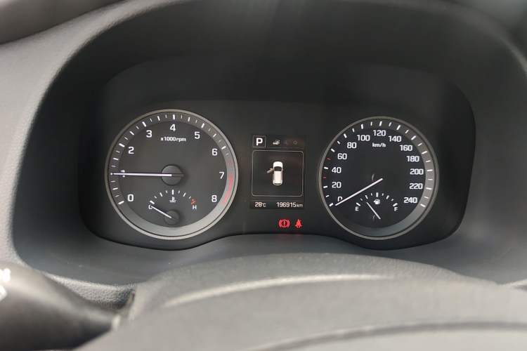Used Hyundai Tucson 2018 1.6T Dual-Clutch Two-Wheel Drive 15th Anniversary Special Edition Instrument Cluster