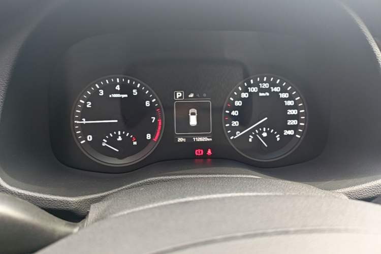 Used Hyundai Tucson 2018 1.6T Dual-Clutch Two-Wheel Drive 15th Anniversary Special Edition Instrument Cluster
