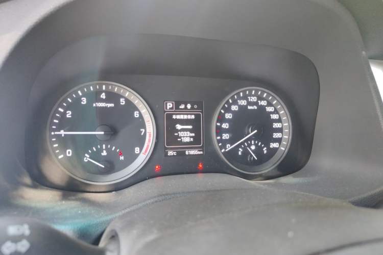 Used Hyundai Tucson 2018 1.6T Dual-Clutch Two-Wheel Drive 15th Anniversary Special Edition Instrument Cluster