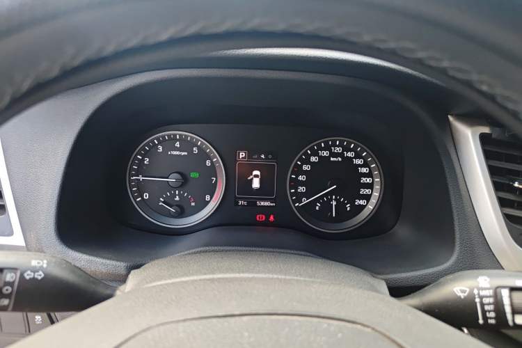 Used Hyundai Tucson 2018 1.6T Dual-Clutch Two-Wheel Drive 15th Anniversary Special Edition Instrument Cluster