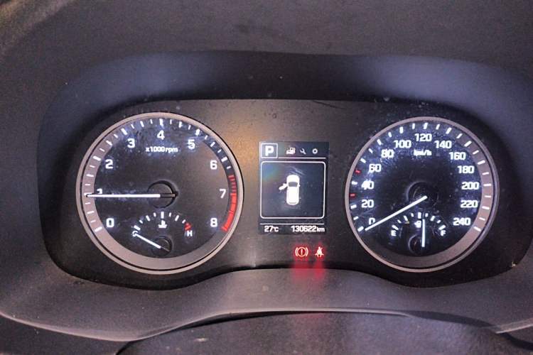 Used Hyundai Tucson 2018 1.6T Dual-Clutch Two-Wheel Drive 15th Anniversary Special Edition Instrument Cluster