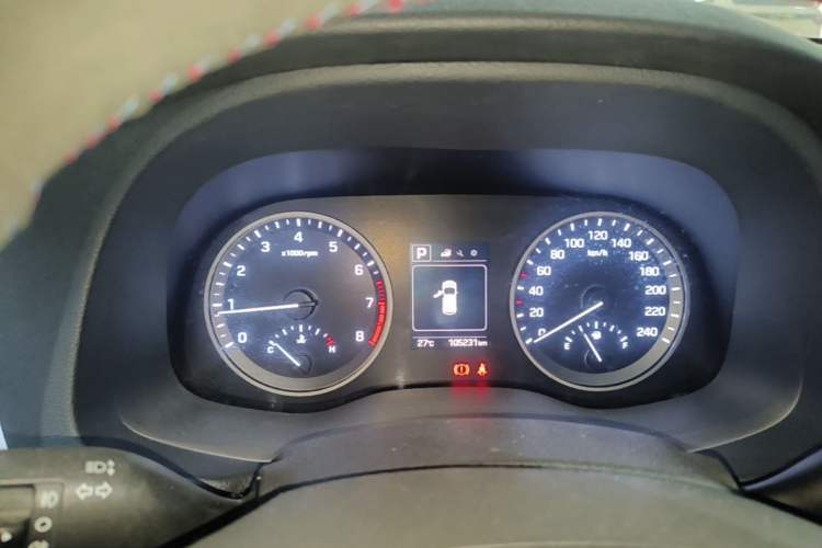 Used Hyundai Tucson 2018 1.6T Dual-Clutch Two-Wheel Drive 15th Anniversary Special Edition Instrument Cluster