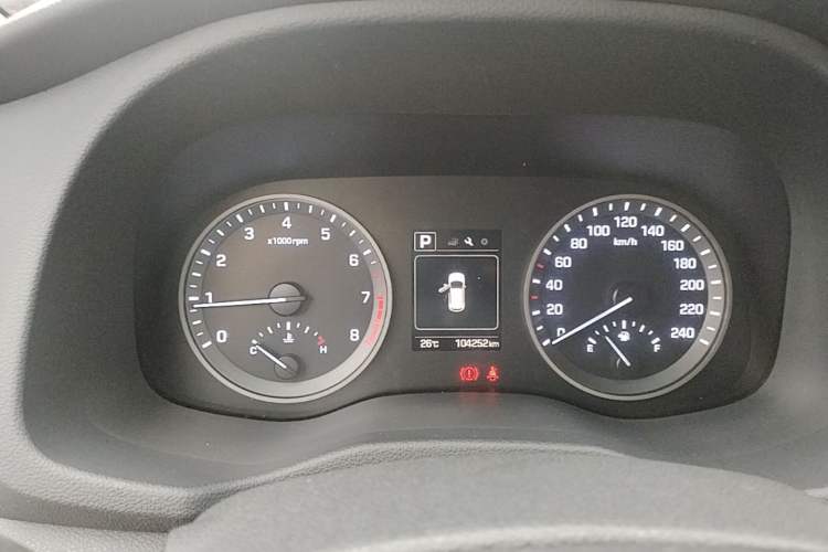 Used Hyundai Tucson 2018 1.6T Dual-Clutch Two-Wheel Drive 15th Anniversary Special Edition Instrument Cluster