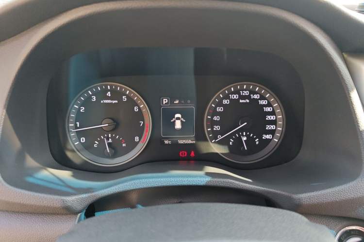 Used Hyundai Tucson 2018 1.6T Dual-Clutch Two-Wheel Drive 15th Anniversary Special Edition Instrument Cluster