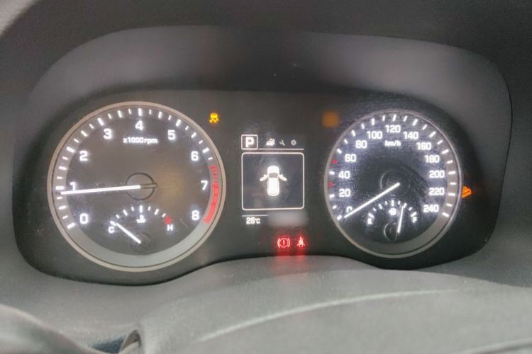 Used Hyundai Tucson 2018 1.6T Dual-Clutch Two-Wheel Drive 15th Anniversary Special Edition Instrument Cluster