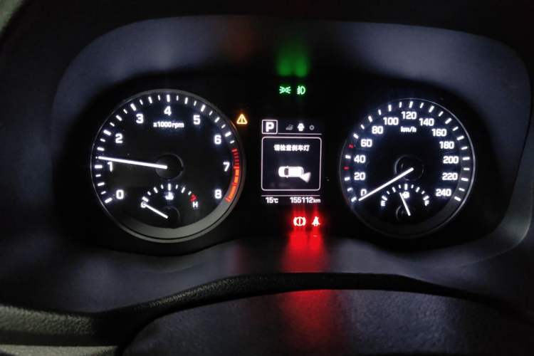 Used Hyundai Tucson 2018 1.6T Dual-Clutch Two-Wheel Drive 15th Anniversary Special Edition Instrument Cluster