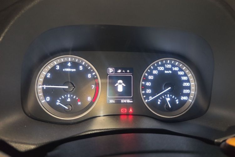 Used Hyundai Tucson 2018 1.6T Dual-Clutch Two-Wheel Drive 15th Anniversary Special Edition Instrument Cluster
