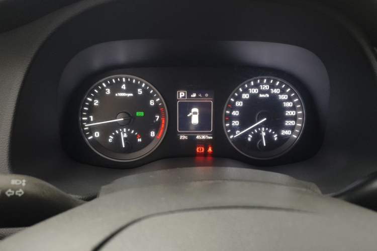 Used Hyundai Tucson 2018 1.6T Dual-Clutch Two-Wheel Drive 15th Anniversary Special Edition Instrument Cluster