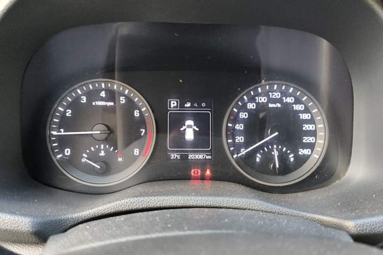Used Hyundai Tucson 2018 1.6T Dual-Clutch Two-Wheel Drive 15th Anniversary Special Edition Instrument Cluster