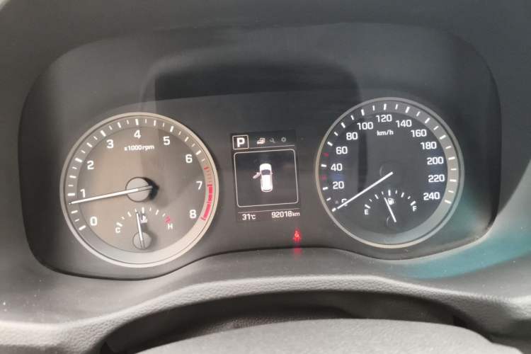 Used Hyundai Tucson 2018 1.6T Dual-Clutch Two-Wheel Drive 15th Anniversary Special Edition Instrument Cluster