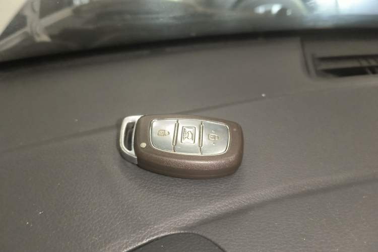Used Hyundai Tucson 2018 1.6T Dual-Clutch Two-Wheel Drive 15th Anniversary Special Edition Interior 1