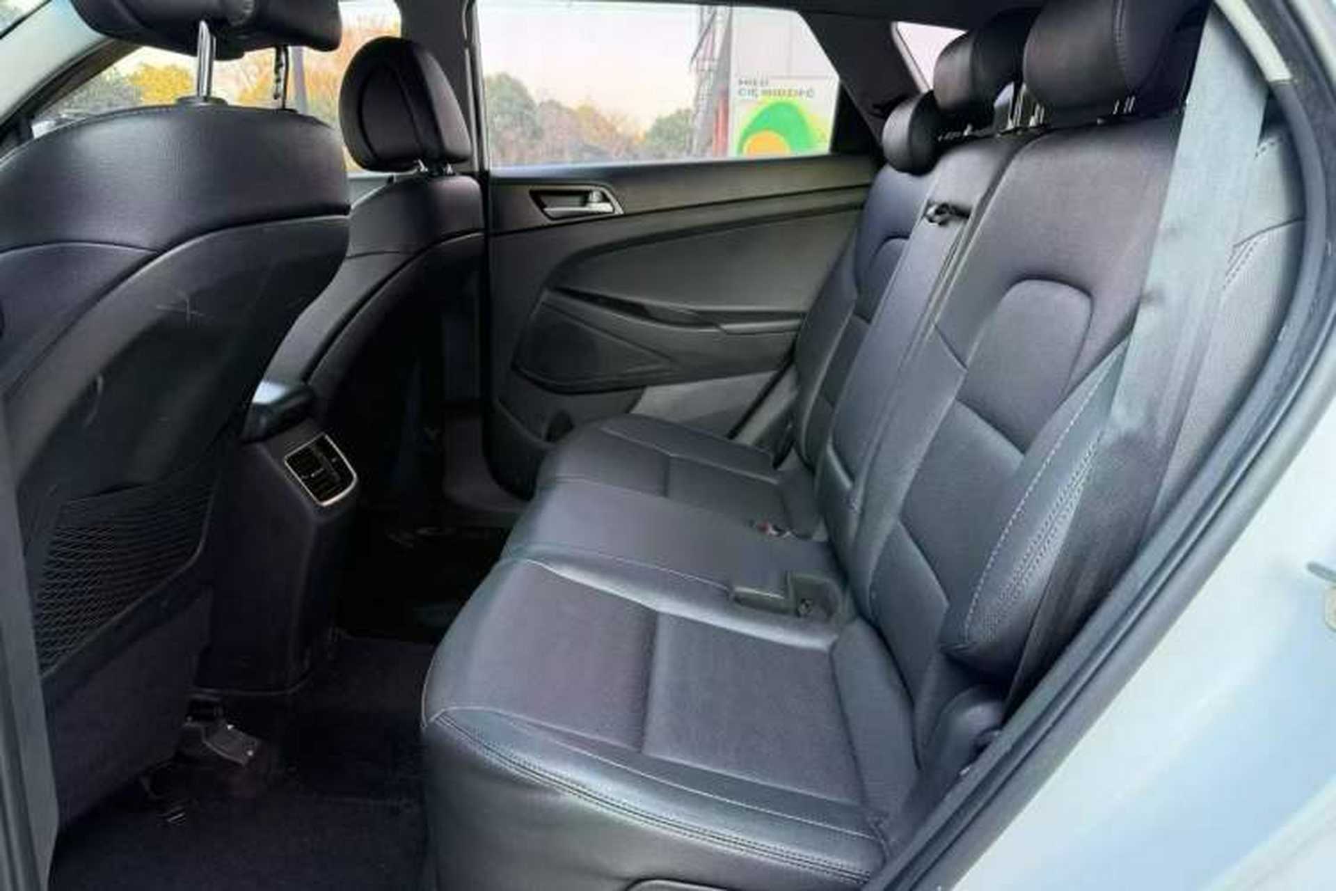 Used Hyundai Tucson 2018 1.6T Dual-Clutch Two-Wheel Drive 15th Anniversary Special Edition Interior 4