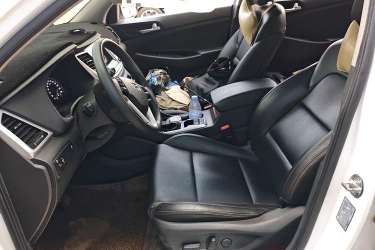 Used Hyundai Tucson 2018 1.6T Dual-Clutch Two-Wheel Drive 15th Anniversary Special Edition Left Front Seat