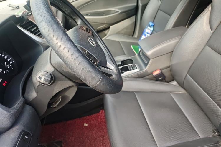 Used Hyundai Tucson 2018 1.6T Dual-Clutch Two-Wheel Drive 15th Anniversary Special Edition Left Front Seat
