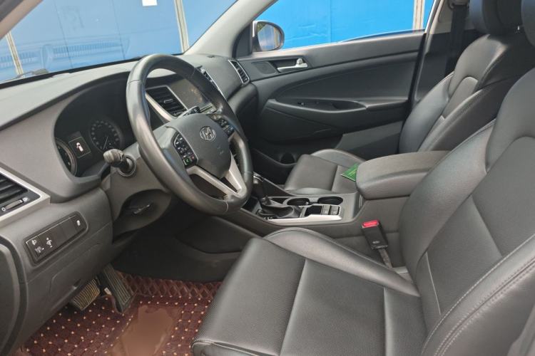 Used Hyundai Tucson 2018 1.6T Dual-Clutch Two-Wheel Drive 15th Anniversary Special Edition Left Front Seat