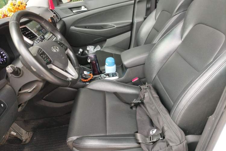 Used Hyundai Tucson 2018 1.6T Dual-Clutch Two-Wheel Drive 15th Anniversary Special Edition Left Front Seat