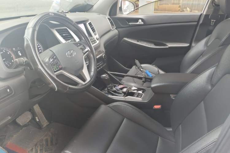 Used Hyundai Tucson 2018 1.6T Dual-Clutch Two-Wheel Drive 15th Anniversary Special Edition Left Front Seat