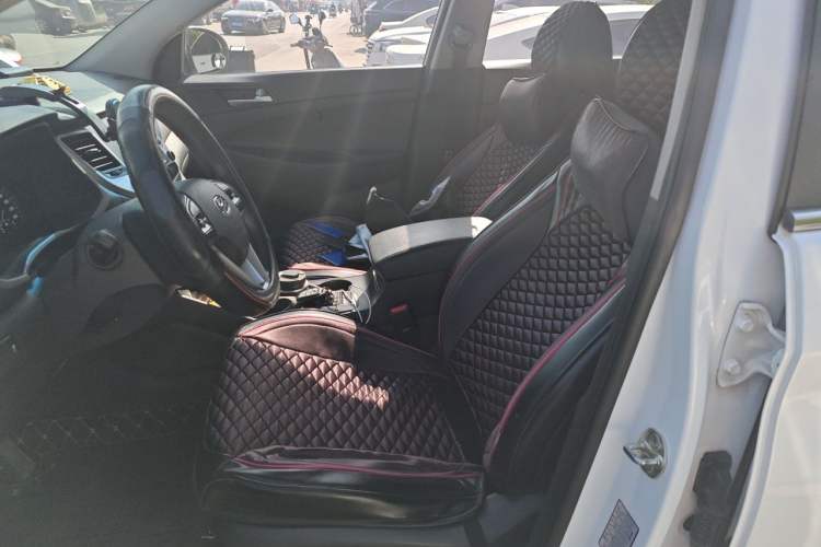 Used Hyundai Tucson 2018 1.6T Dual-Clutch Two-Wheel Drive 15th Anniversary Special Edition Left Front Seat