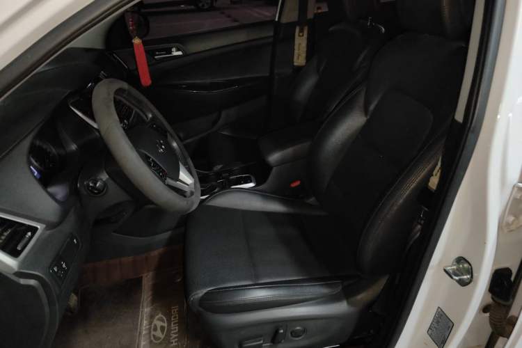 Used Hyundai Tucson 2018 1.6T Dual-Clutch Two-Wheel Drive 15th Anniversary Special Edition Left Front Seat