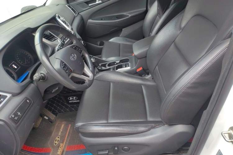 Used Hyundai Tucson 2018 1.6T Dual-Clutch Two-Wheel Drive 15th Anniversary Special Edition Left Front Seat