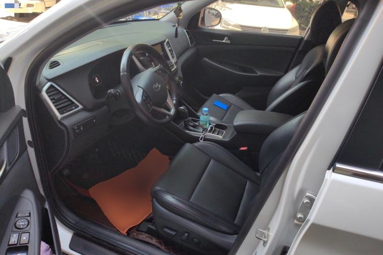 Used Hyundai Tucson 2018 1.6T Dual-Clutch Two-Wheel Drive 15th Anniversary Special Edition Left Front Seat