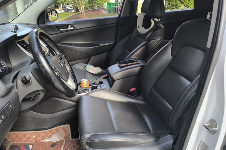 Used Hyundai Tucson 2018 1.6T Dual-Clutch Two-Wheel Drive 15th Anniversary Special Edition Left Front Seat