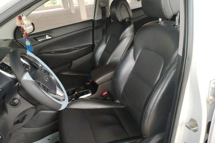 Used Hyundai Tucson 2018 1.6T Dual-Clutch Two-Wheel Drive 15th Anniversary Special Edition Left Front Seat
