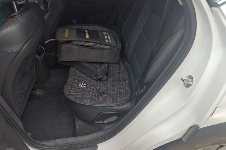 Used Hyundai Tucson 2018 1.6T Dual-Clutch Two-Wheel Drive 15th Anniversary Special Edition Left Rear Seat
