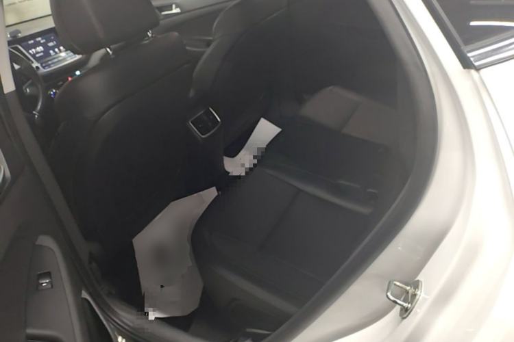 Used Hyundai Tucson 2018 1.6T Dual-Clutch Two-Wheel Drive 15th Anniversary Special Edition Left Rear Seat