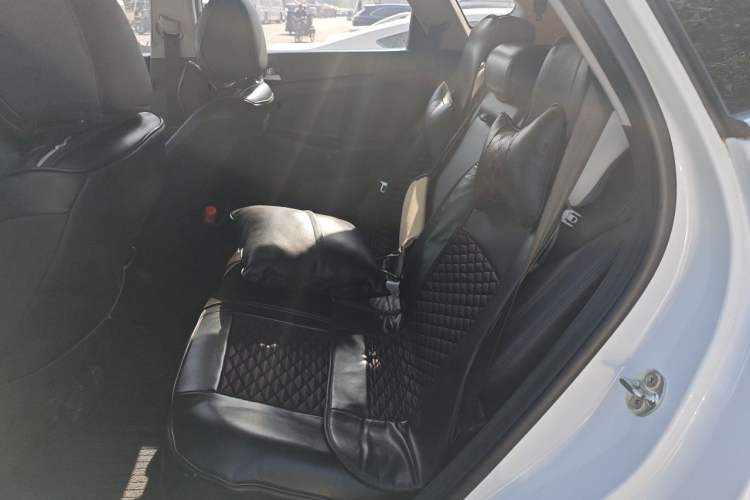 Used Hyundai Tucson 2018 1.6T Dual-Clutch Two-Wheel Drive 15th Anniversary Special Edition Left Rear Seat