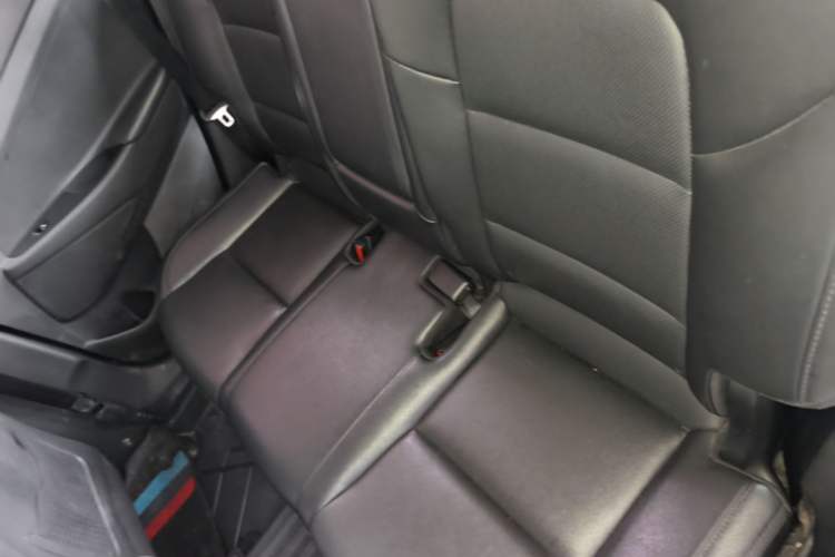 Used Hyundai Tucson 2018 1.6T Dual-Clutch Two-Wheel Drive 15th Anniversary Special Edition Left Rear Seat