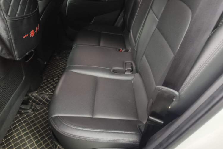 Used Hyundai Tucson 2018 1.6T Dual-Clutch Two-Wheel Drive 15th Anniversary Special Edition Left Rear Seat