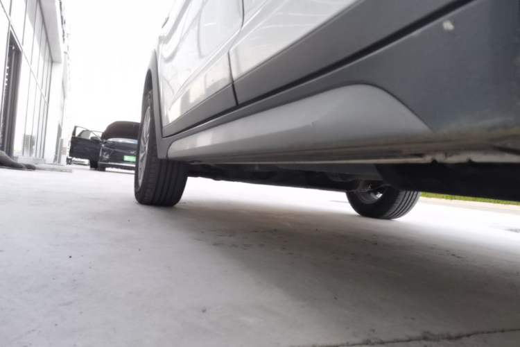 Used Hyundai Tucson 2018 1.6T Dual-Clutch Two-Wheel Drive 15th Anniversary Special Edition Left Side Sill