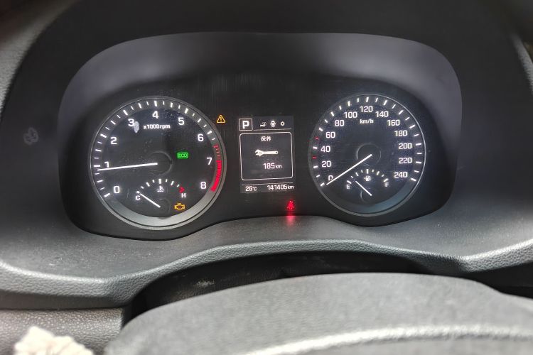 Used Hyundai Tucson 2018 1.6T Dual-Clutch Two-Wheel Drive 15th Anniversary Special Edition Odometer Close Up