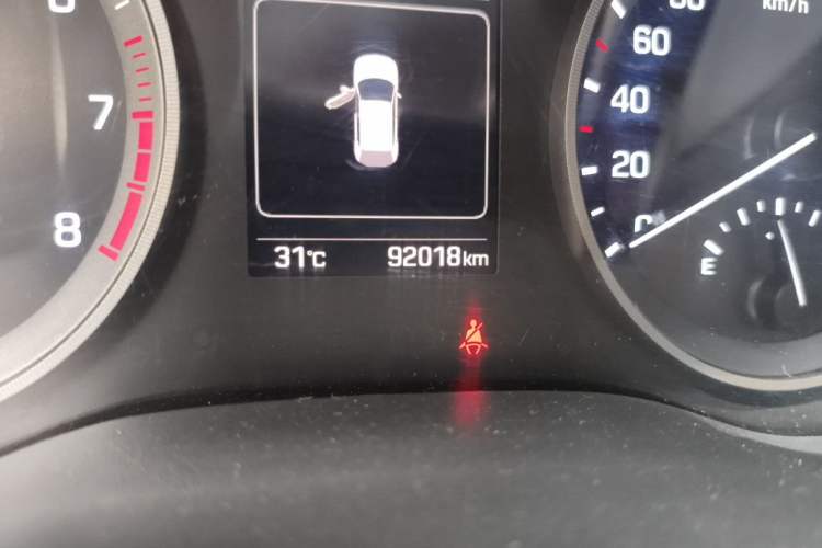 Used Hyundai Tucson 2018 1.6T Dual-Clutch Two-Wheel Drive 15th Anniversary Special Edition Odometer Close Up