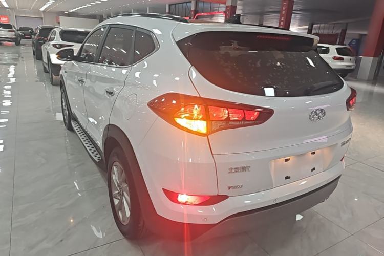 Used Hyundai Tucson 2018 1.6T Dual-Clutch Two-Wheel Drive 15th Anniversary Special Edition Rear Left 45 Deg