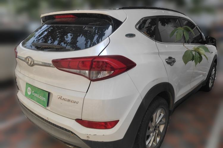 Used Hyundai Tucson 2018 1.6T Dual-Clutch Two-Wheel Drive 15th Anniversary Special Edition Rear Right 45 Deg