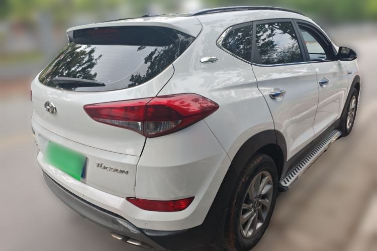 Used Hyundai Tucson 2018 1.6T Dual-Clutch Two-Wheel Drive 15th Anniversary Special Edition Rear Right 45 Deg