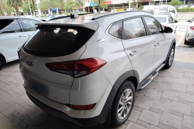 Used Hyundai Tucson 2018 1.6T Dual-Clutch Two-Wheel Drive 15th Anniversary Special Edition Rear Right 45 Deg