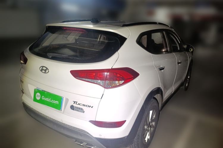 Used Hyundai Tucson 2018 1.6T Dual-Clutch Two-Wheel Drive 15th Anniversary Special Edition Rear Right 45 Deg