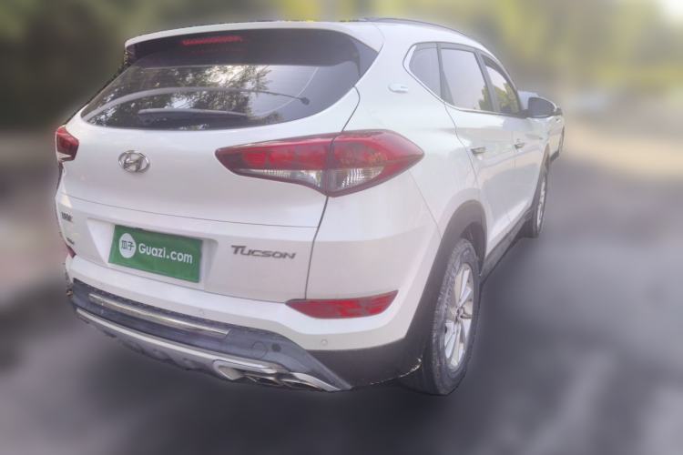 Used Hyundai Tucson 2018 1.6T Dual-Clutch Two-Wheel Drive 15th Anniversary Special Edition Rear Right 45 Deg