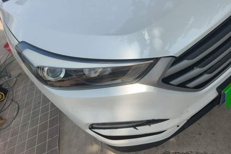 Used Hyundai Tucson 2018 1.6T Dual-Clutch Two-Wheel Drive 15th Anniversary Special Edition Right Front Headlight