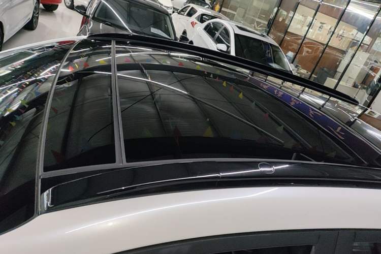Used Hyundai Tucson 2018 1.6T Dual-Clutch Two-Wheel Drive 15th Anniversary Special Edition Roof