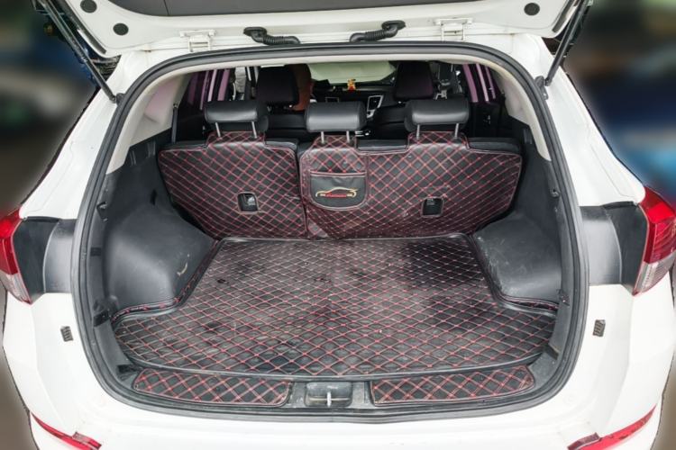 Used Hyundai Tucson 2018 1.6T Dual-Clutch Two-Wheel Drive 15th Anniversary Special Edition Trunk