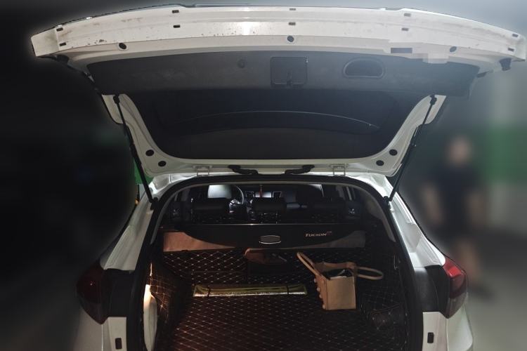 Used Hyundai Tucson 2018 1.6T Dual-Clutch Two-Wheel Drive 15th Anniversary Special Edition Trunk