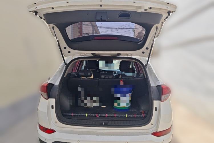 Used Hyundai Tucson 2018 1.6T Dual-Clutch Two-Wheel Drive 15th Anniversary Special Edition Trunk